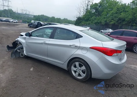 2011 Hyundai Elantra Gls/Limited z USA, uszkodzony, nr VIN KMHDH4AE1BU118688